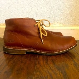 UGGs men’s leather boots size 10.5